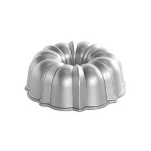 Cake & Bundt Pans